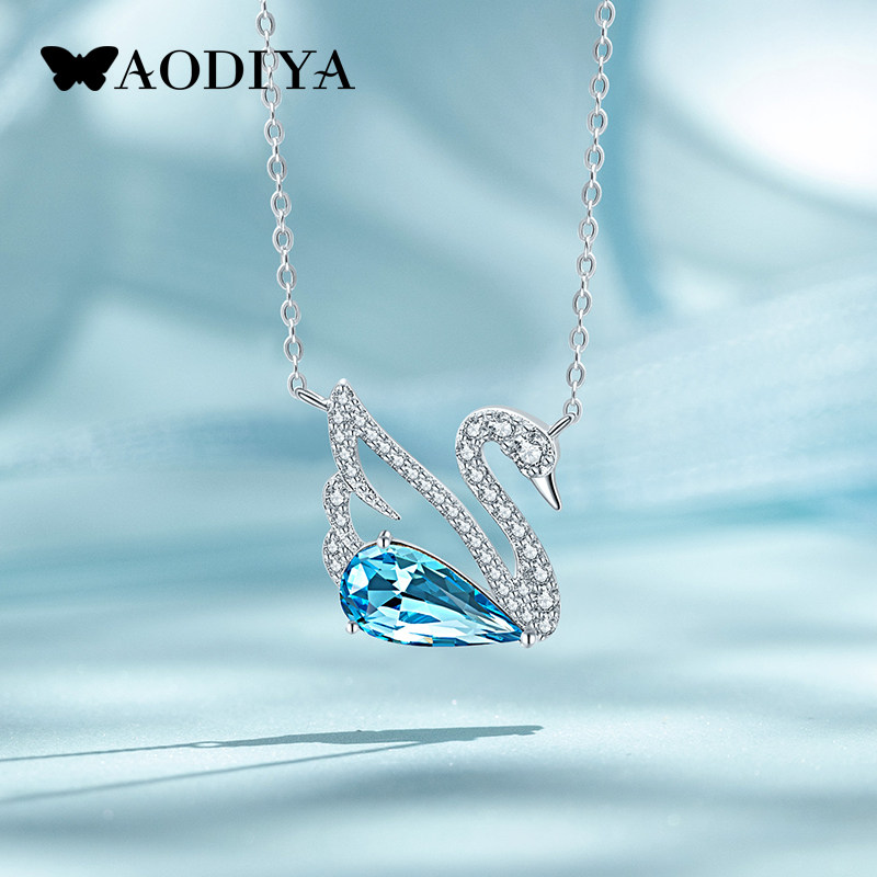 采用施华洛世奇元素蓝色小天鹅项链女925纯银简约气质吊坠锁骨链