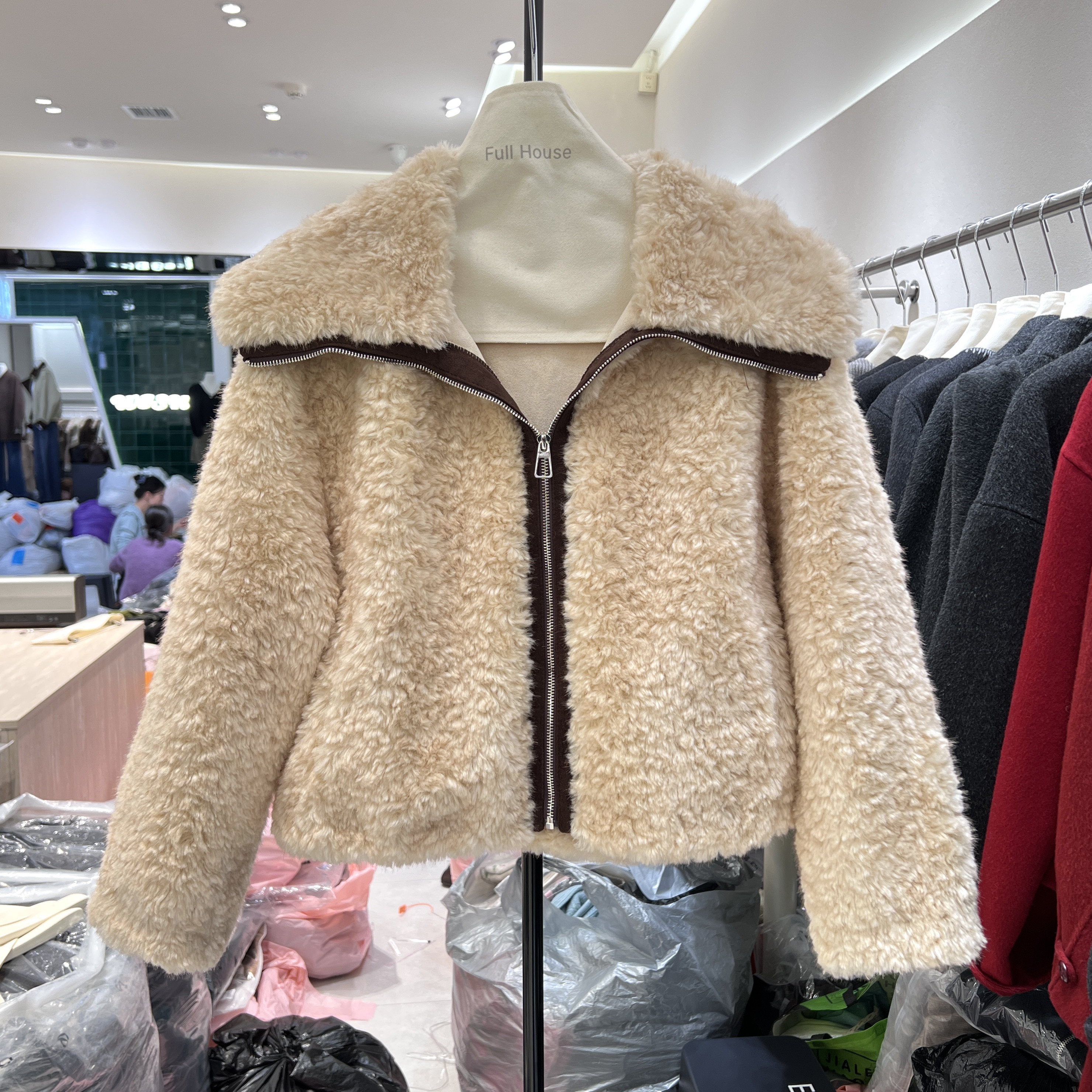 羊羔毛外套女皮毛一体2026冬季新款毛毛皮爆款慵懒风洋气短款