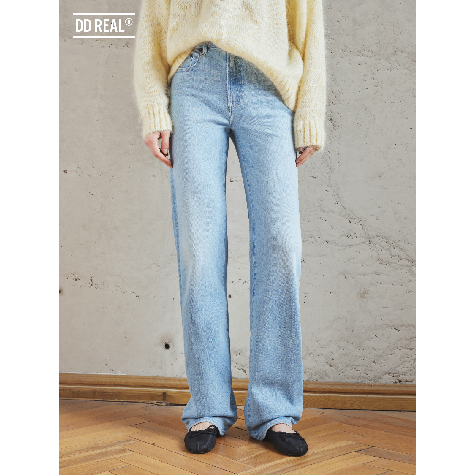 显腿长弹力牛仔高腰直筒长裤