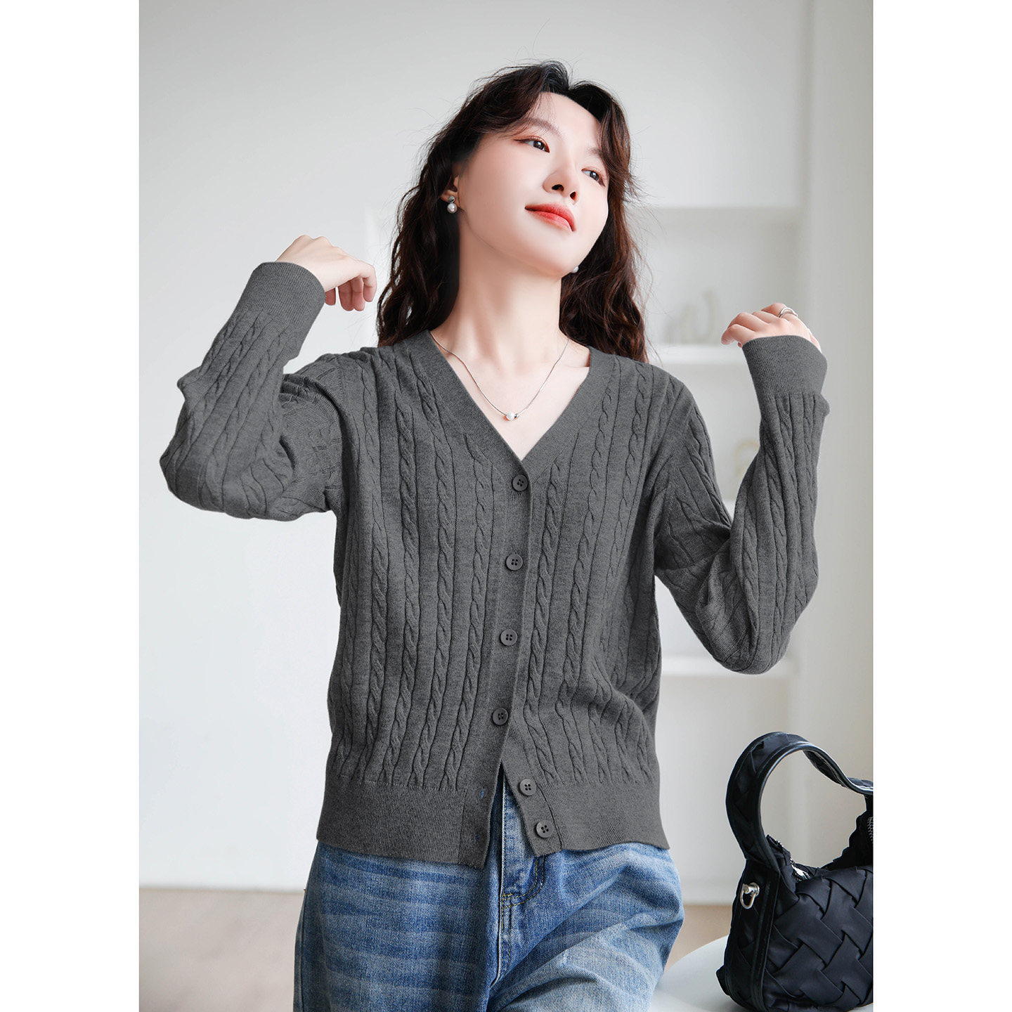 复古麻花短款V领针织开衫女春秋外搭可内搭上衣可机洗羊毛衣外套