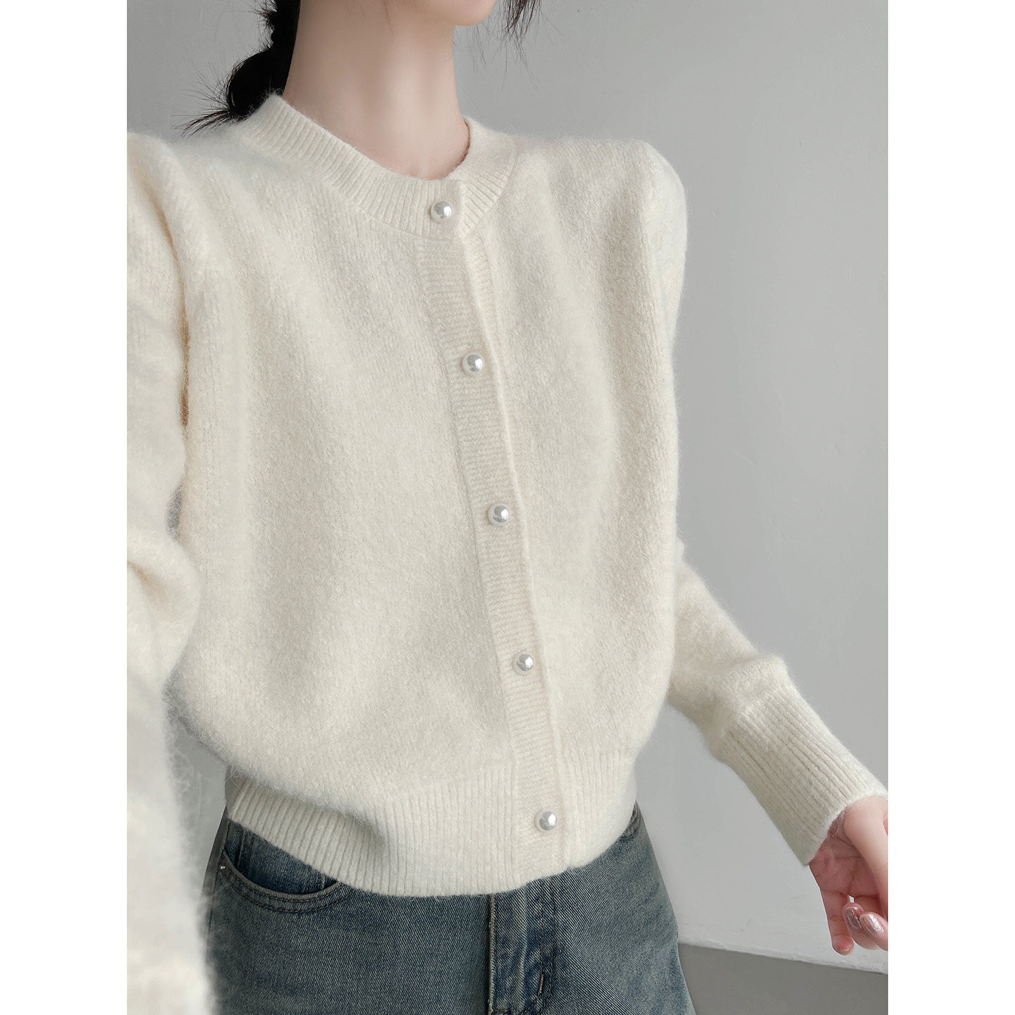 法式珍珠扣杏色免毛针织开衫2025新款内搭可外穿短款毛衣外套女冬,女装/女士精品,毛针织衫,淘宝优惠券,粉丝福利购,淘宝优惠卷