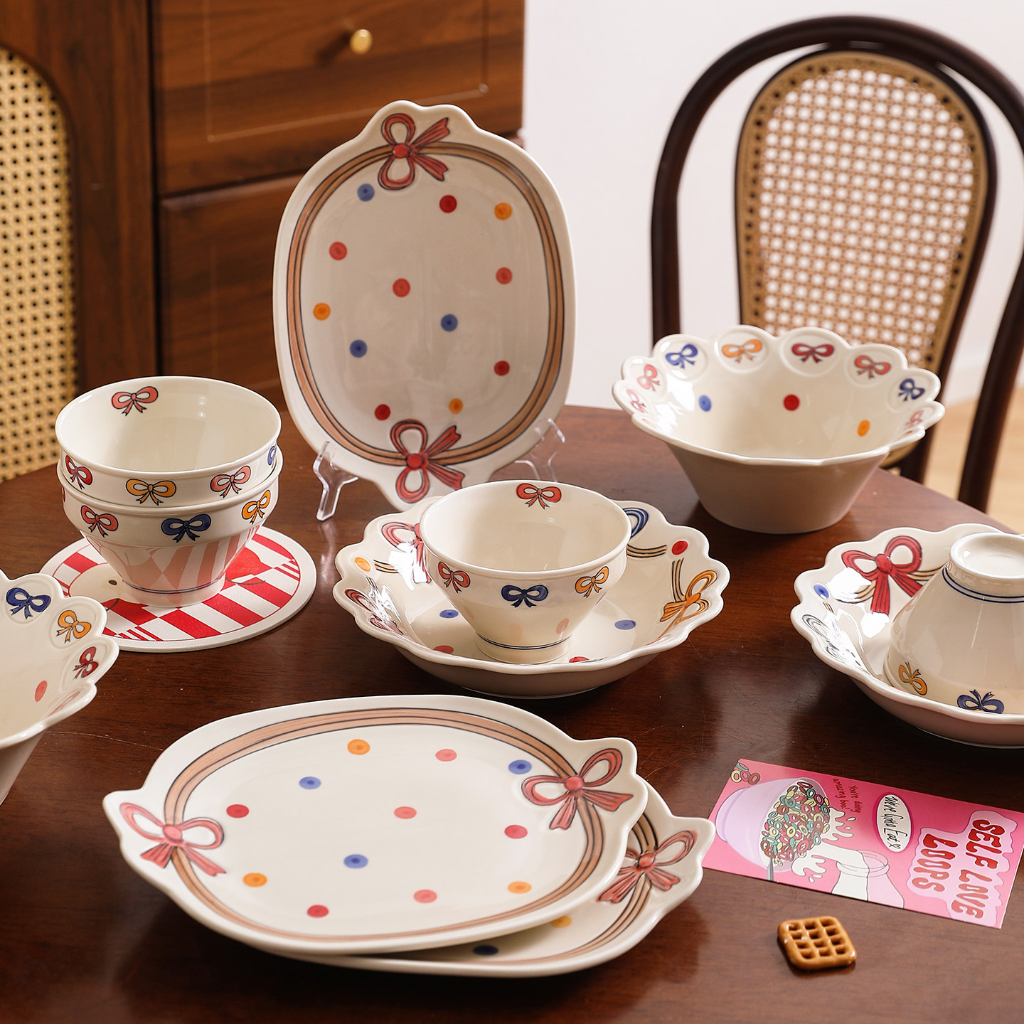 舍里蝴蝶结餐具陶瓷碗碟套装家用高颜值餐具高级感米饭碗菜盘鱼盘,餐饮具,碗,淘宝优惠券,粉丝福利购,淘宝优惠卷