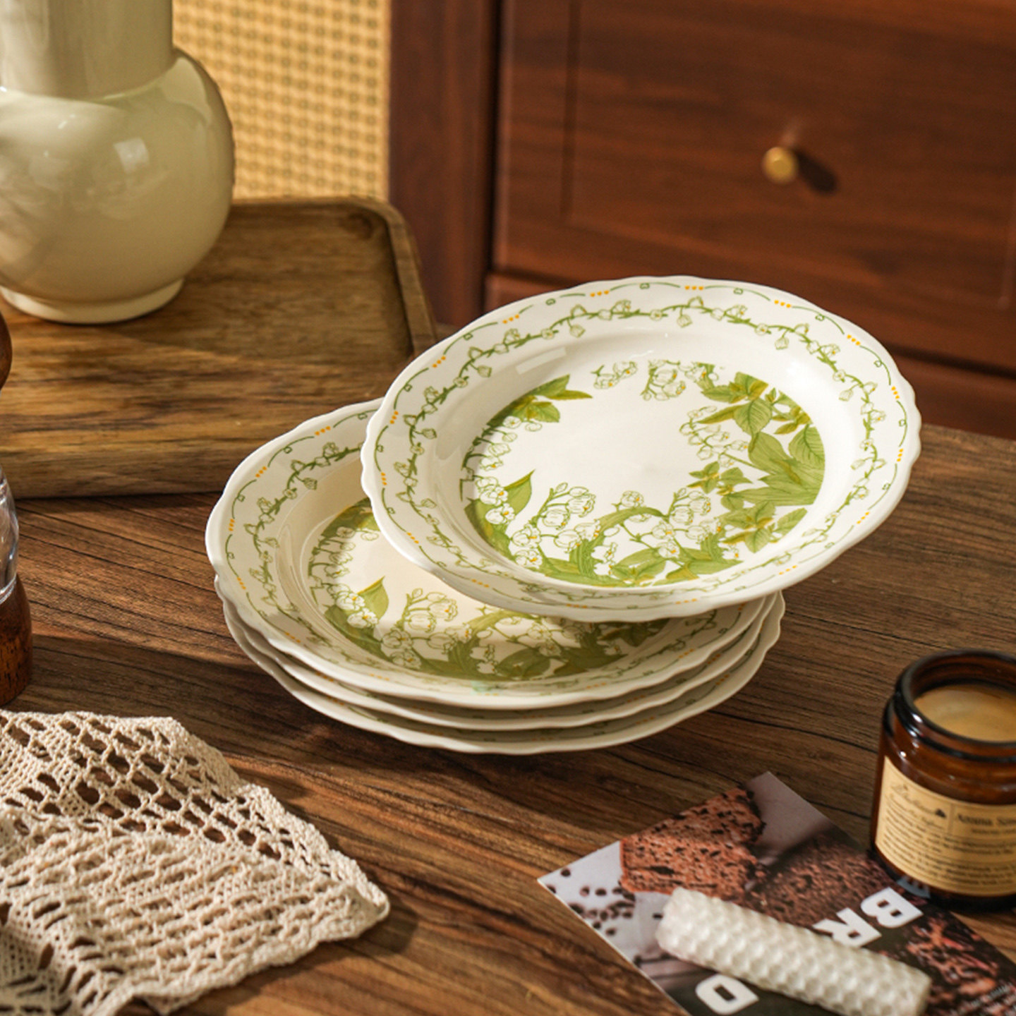 舍里精致盘子菜盘2025新款陶瓷碗碟餐具釉下彩餐盘高级感碟子平盘