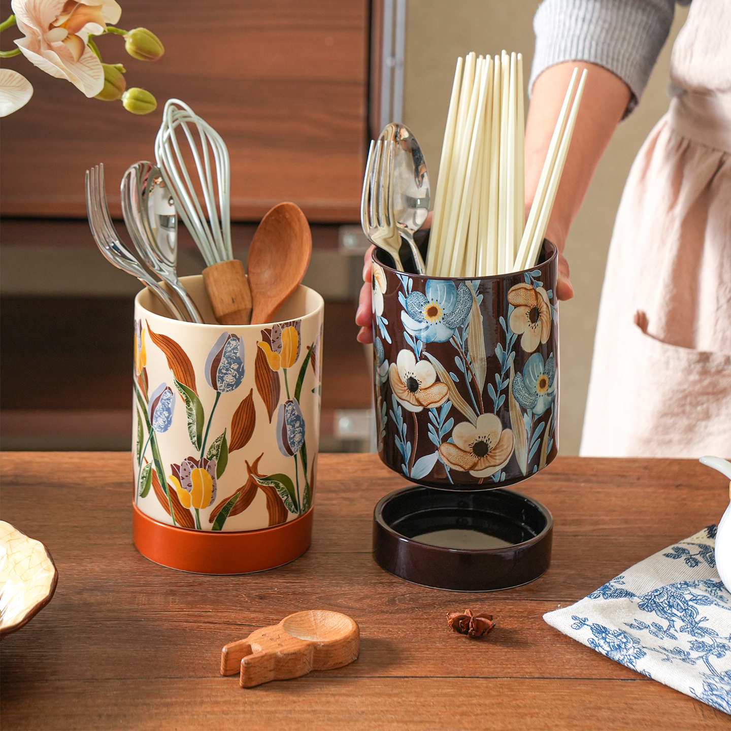 舍里法式陶瓷筷架刀叉收纳架筷桶