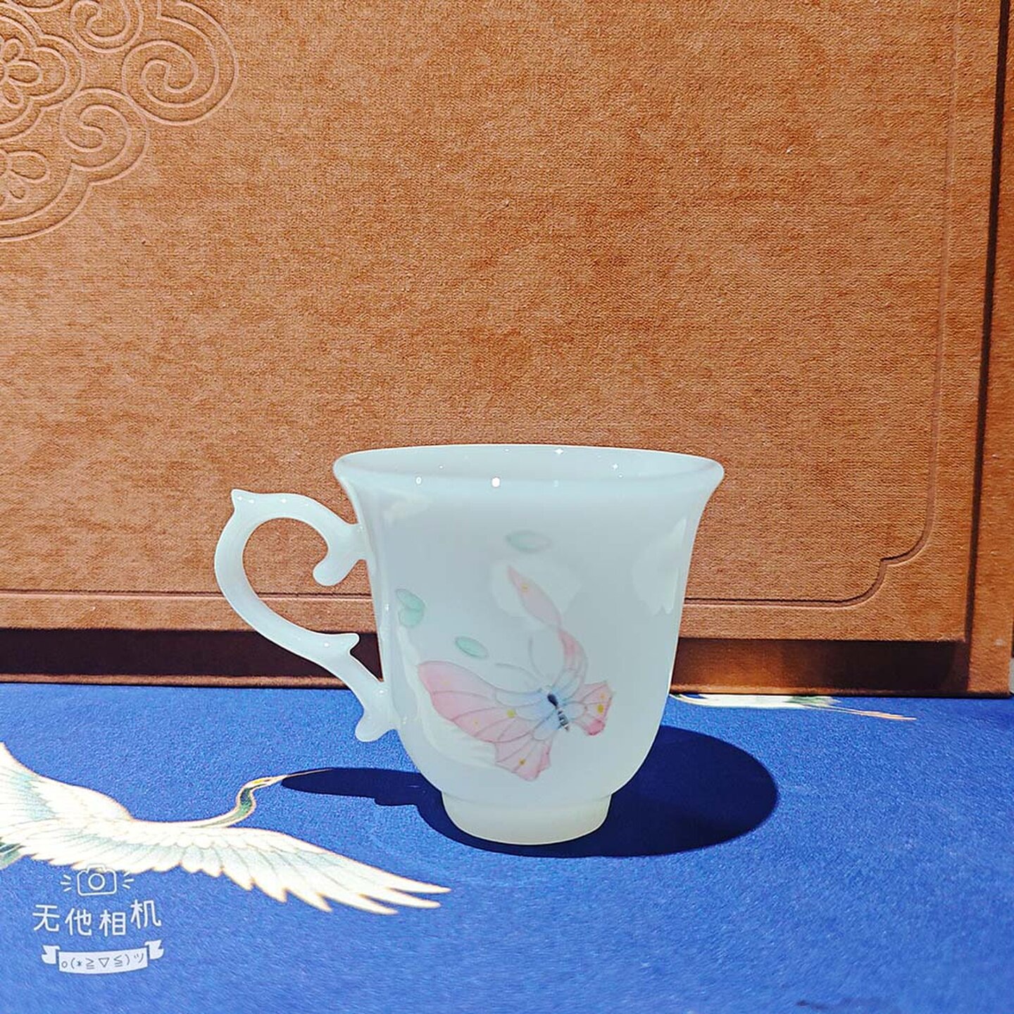 白皙执盏杯春野语蝶语五款品茗杯手绘陶瓷茶具居家品茗轻奢雅致韵