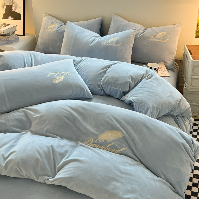 1米8x2米牛奶绒四件套冬季加厚双面绒被套180x200绒一米八乘两米