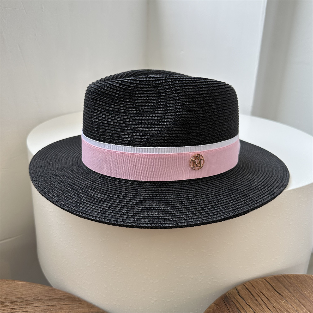 夏季巴拿马礼帽m洋气黑粉色草帽逛街沙滩出游帽子女宽沿遮阳帽女