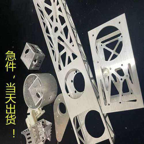 定制加工铝方管激光切割打孔开槽铝管雕刻镂空空心开孔氧化喷涂