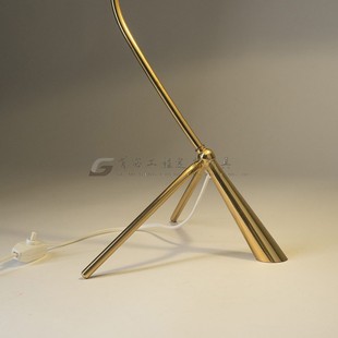 侘寂风台灯禅意卧室布艺复古斗笠床头灯austrian tablelamp brass