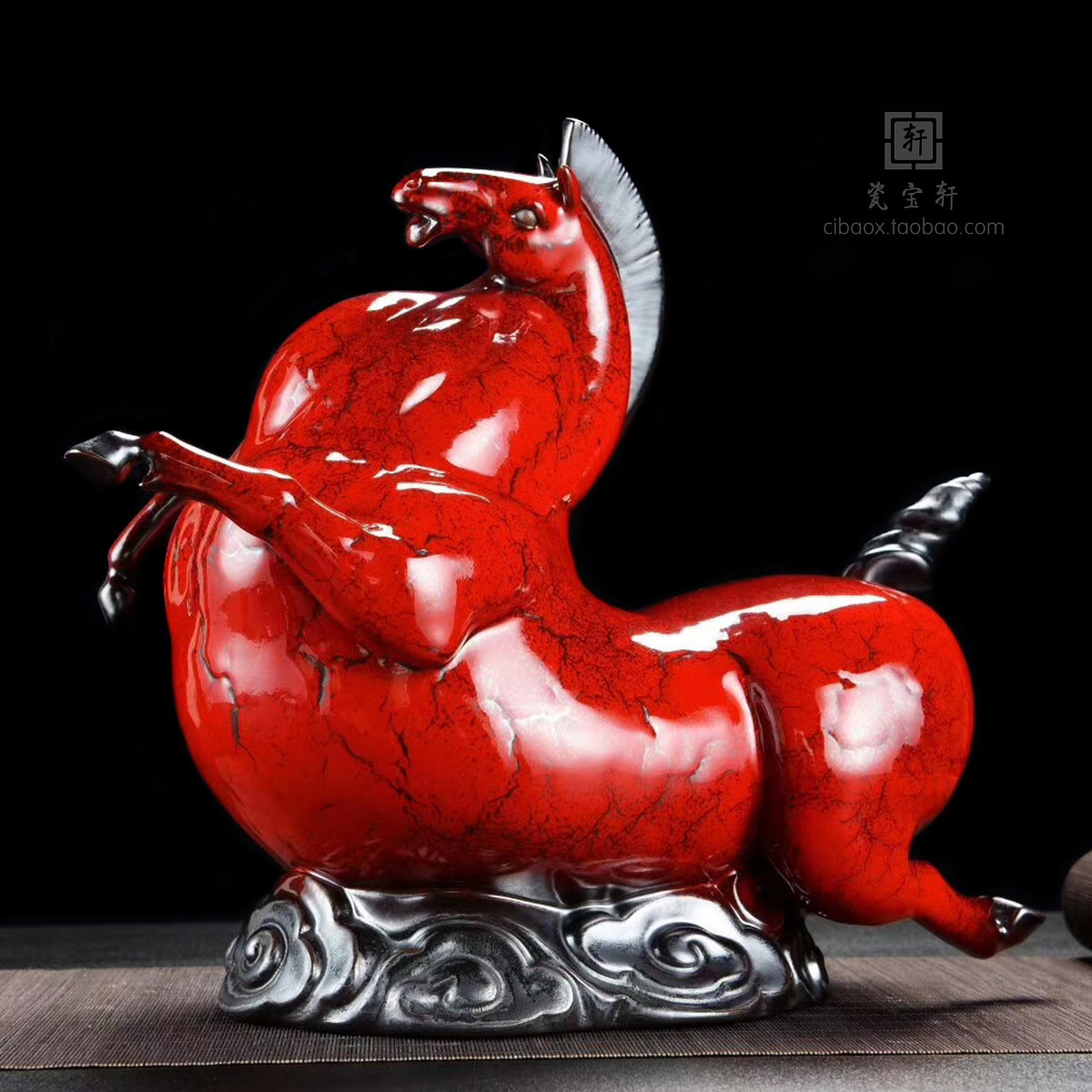 陶瓷红色唐马马到成功飞奔马踏飞燕酒店玄关橱柜家装办公招财摆件