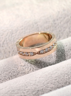日韩钛钢玫瑰金戒指微镶锆石刻字