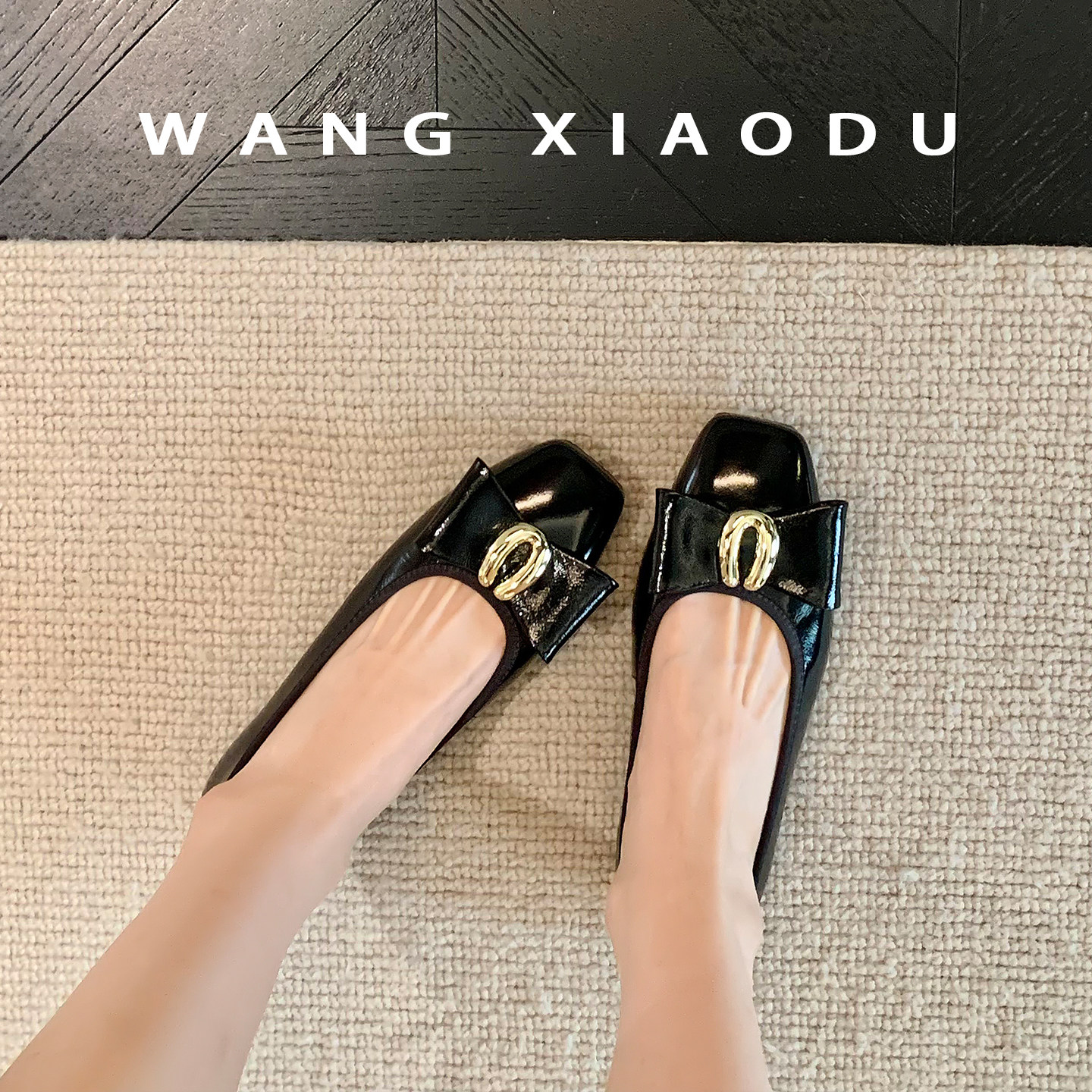 原创【王小毒】蝴蝶蜜语○真皮浅口单鞋女方头金属U型扣芭蕾鞋
