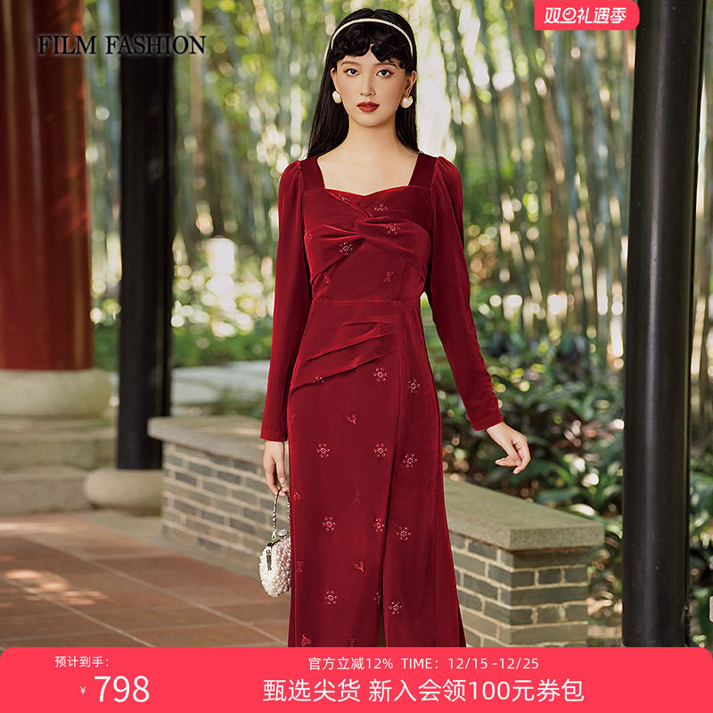 一电影一时装冬季名媛丝绒红色方领中长款礼服连衣裙女开春穿搭
