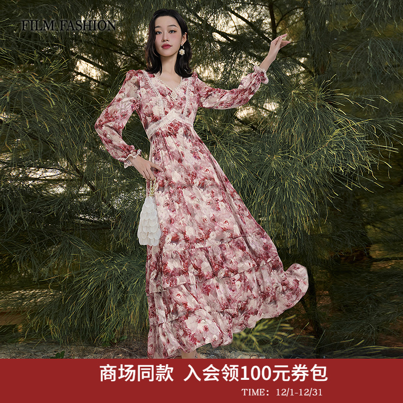 【商场同款】一电影一时装2025秋冬新款连衣裙V领泡泡袖收腰女士