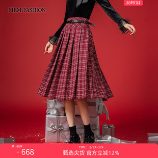 一电影一时装冬季新款小香格子半裙半身裙A字修身压褶羊毛红色女