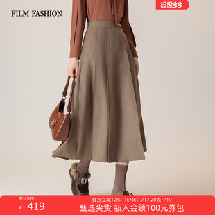 一电影一时装冬季新款梭织半截裙半身女士百褶A字高腰千鸟格纹