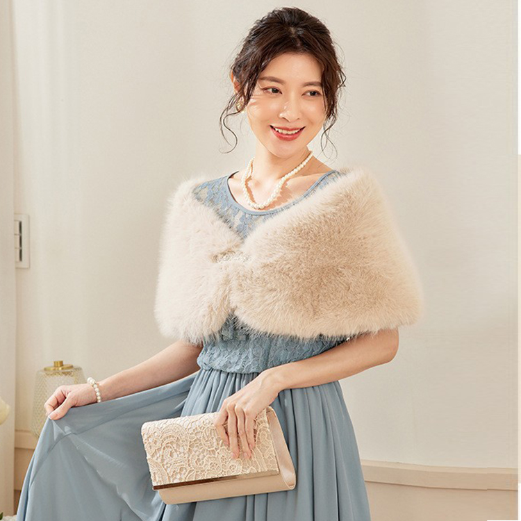 冬季保暖披风仿皮草毛毛披肩晚宴会伴娘外搭结婚礼服斗篷女士2298