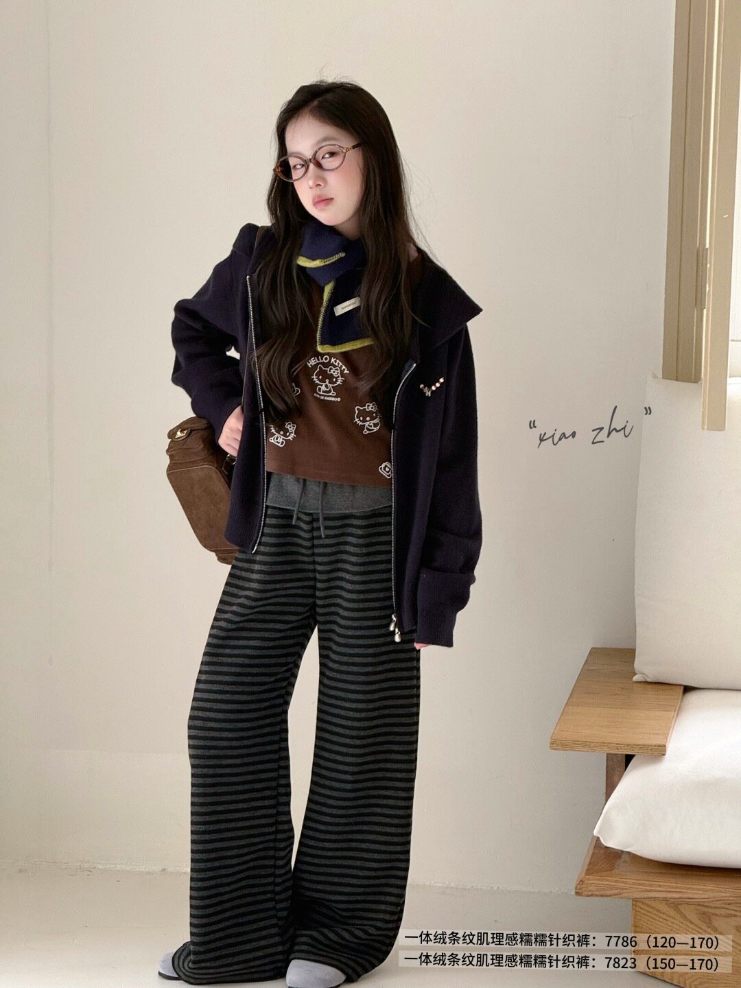 L小智同学7786多合26冬女大童一体绒条纹肌理感糯糯针织裤120-170