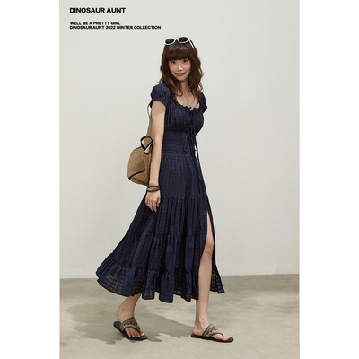 DINOSAUR AUNT恐龙阿姨 夏季法式方领打揽收腰显瘦深蓝连衣长裙