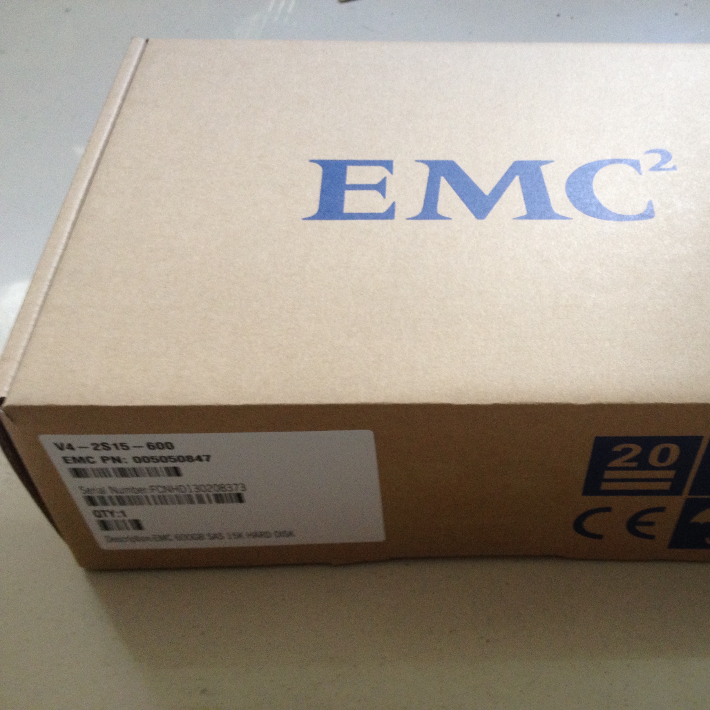 EMC Data Domain DD4200 DD6200 2T 2TB SAS 3.5寸 存储硬盘