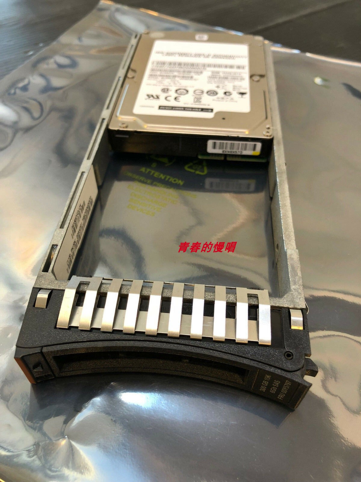 IBM 2077 2078 00Y5797 00AK201 300GB 15K 6Gb SAS V5000 硬盘