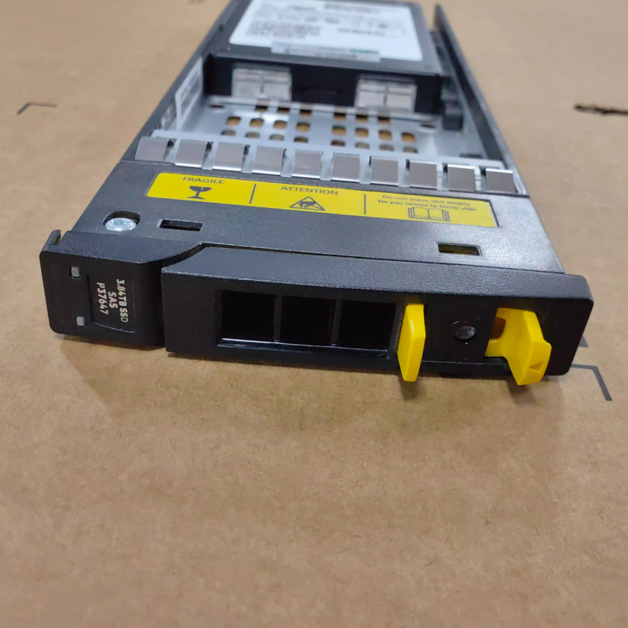 H 3PAR 8000 P37647-001 PM1643a 3.84TB SAS 12G SSD固态硬盘