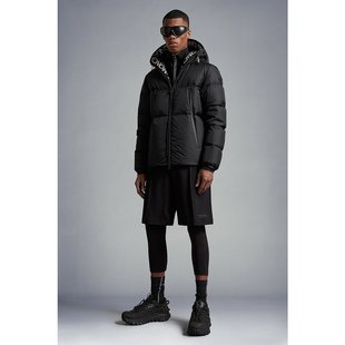 Moncler 短款 羽绒服 Montcla