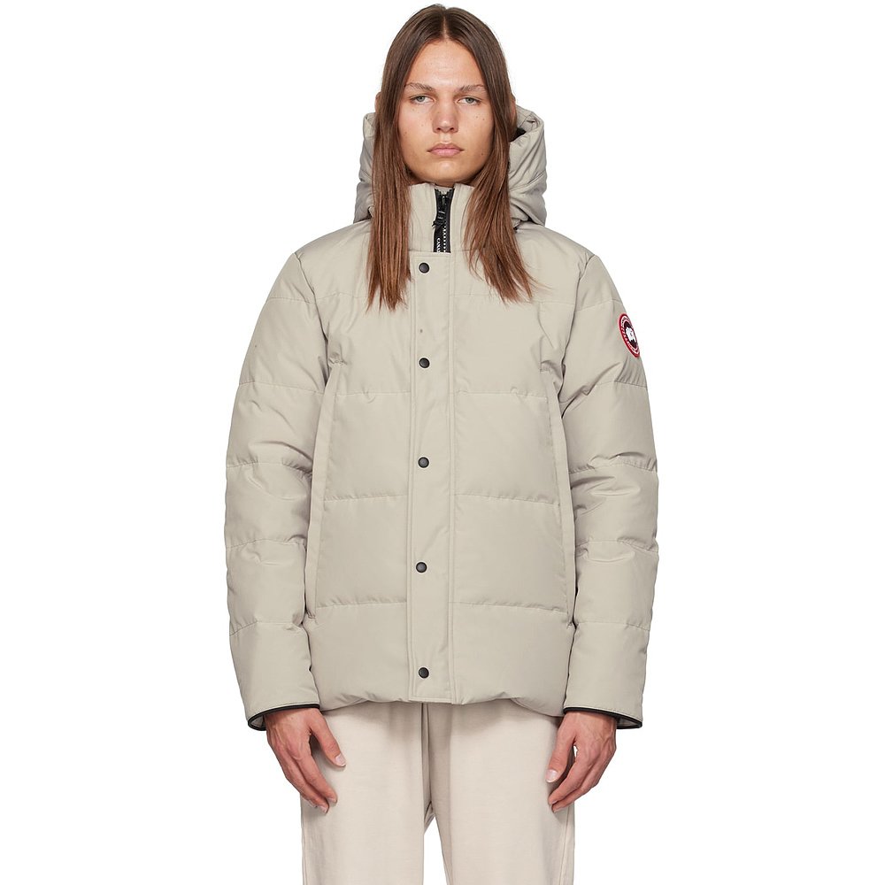 潮奢 Canada Goose 加拿大鹅 男士 米色 Wyndham 羽绒夹克 2048M