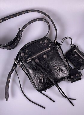 BALENCIAGA 男士单肩包 719065210KR1000