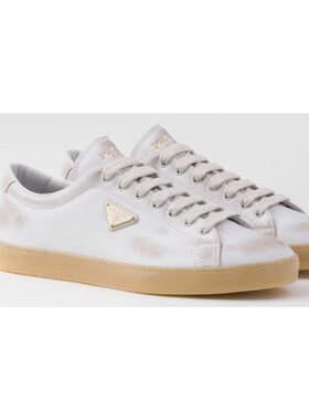 PRADA 男士休闲鞋 2EE413054F0401 SS2025 灰色 Leather sneakers