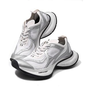 BALENCIAGA 793944 WFLGY 9100 运动鞋