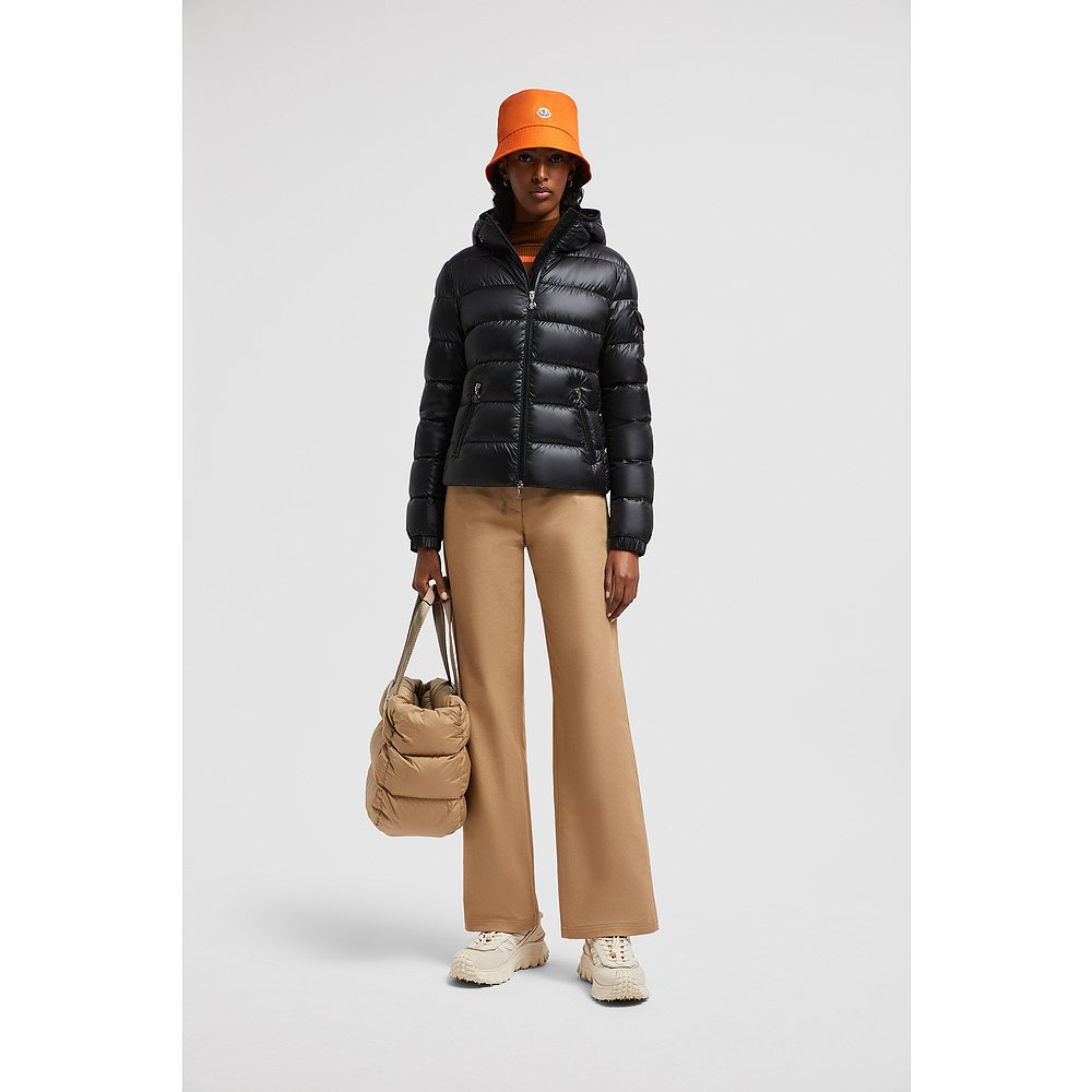 MONCLER(盟可睐)24新品 Gles 连帽短羽绒服