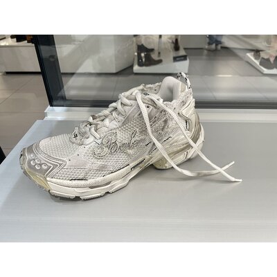 Balenciaga RUNNER 运动鞋 677403WRNU4