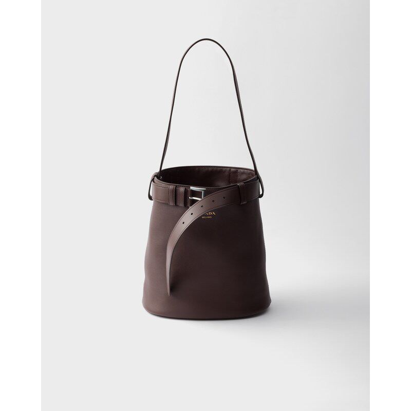 PRADA (2025) Prada 带扣皮革水桶包（配腰带）