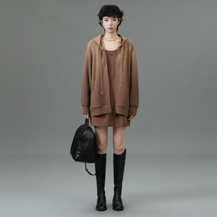 uti尤缇2025春季新款 咖色连帽长袖卫衣女休闲外套UK140709809
