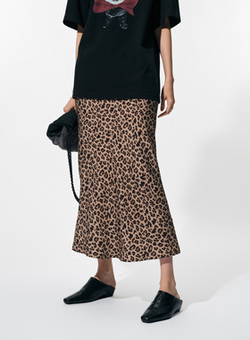 uti尤缇2025春季新款豹纹印花百搭半身长裙女花色裙子UL1D0395306