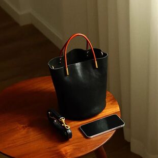 2026新秋款 日系小众绿色水桶包手提包斜挎包女士高级质感手提女包