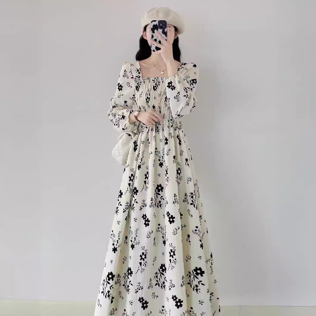 春季年新款女碎花连衣裙裙子长袖秋冬内搭收腰显瘦打底裙长裙