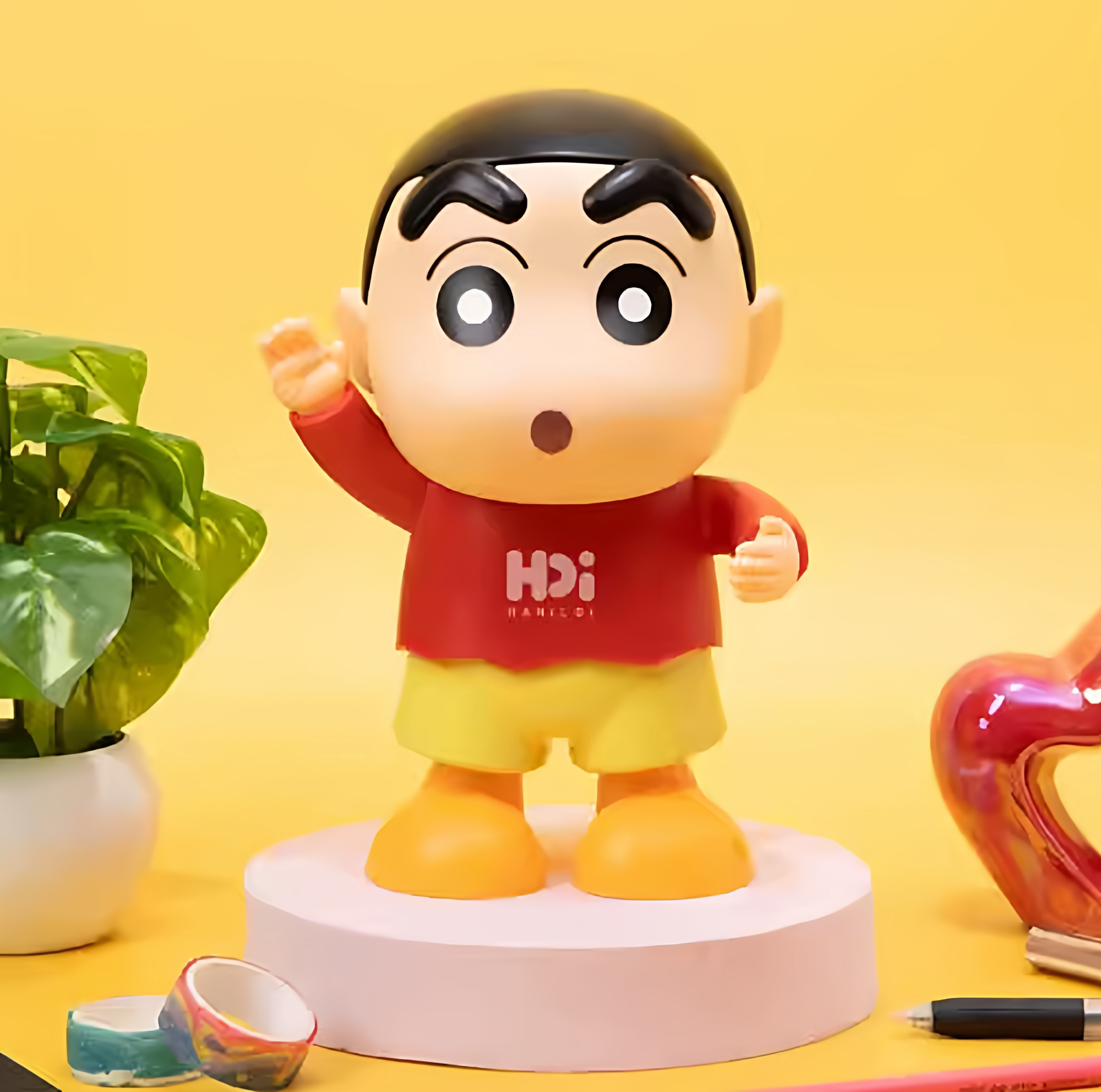 蜡笔小新大号公仔玩偶桌面摆件潮
