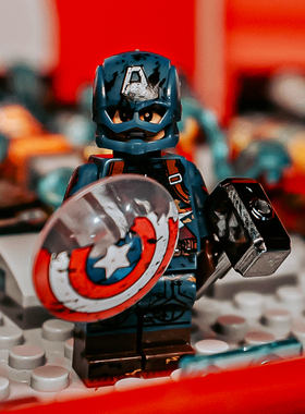 复仇者联盟美国队长战损版3内战积木猎鹰玩具史蒂夫钢铁侠MOC人仔
