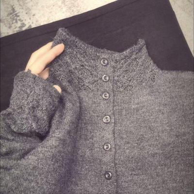 【佳佳的织黛女装】韩系灰色龄镂空花边高龄针织衫秋冬软糯舒适上