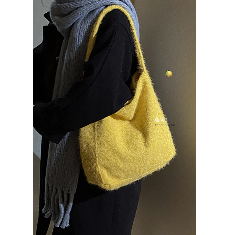 学院风毛呢包包女秋冬2024新款潮韩国小众托特包休闲大容量水桶包,箱包皮具/热销女包/男包,托特包,淘宝优惠券,粉丝福利购,淘宝优惠卷