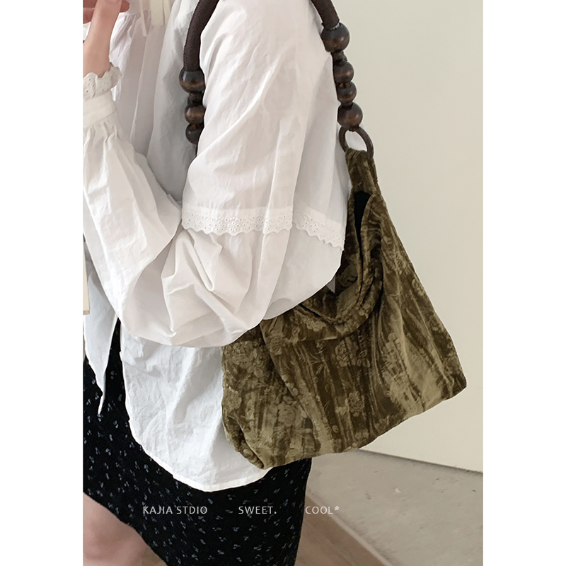简约小众休闲花纹单肩包