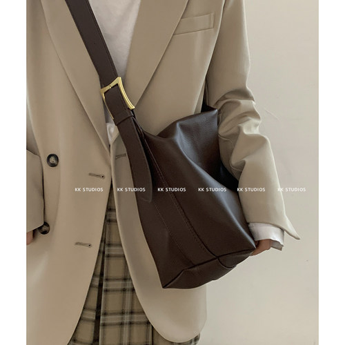 卡乐儿百搭斜挎包包女大托特包