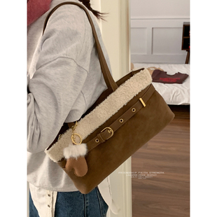 复古麂皮绒腋下包包女冬季2025新款潮时尚韩国毛绒包高级感单肩包