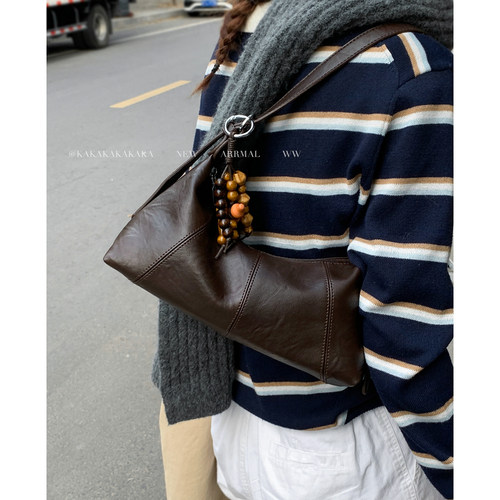 卡乐儿美拉德复古腋下包女新月包