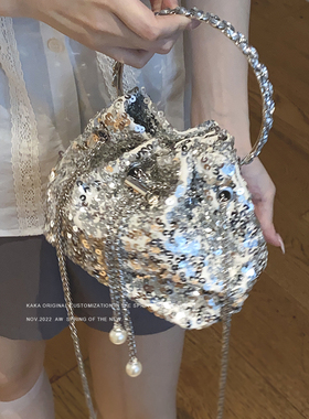 手提亮片包包女2023新款潮时尚水桶包百搭手提单肩斜挎包晚宴包