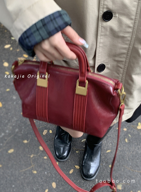 卡乐儿复古红色包包女2024新款潮秋季手提枕头包百搭斜挎包通勤包