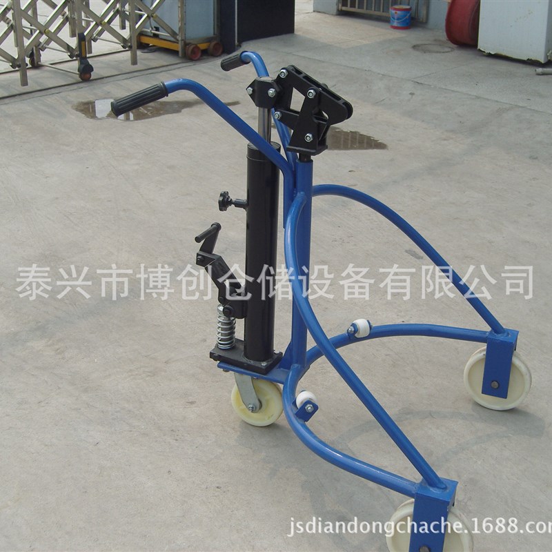 厂家供应 简易式油桶搬运车 手拉车 橡胶大轮油桶车 价格优惠