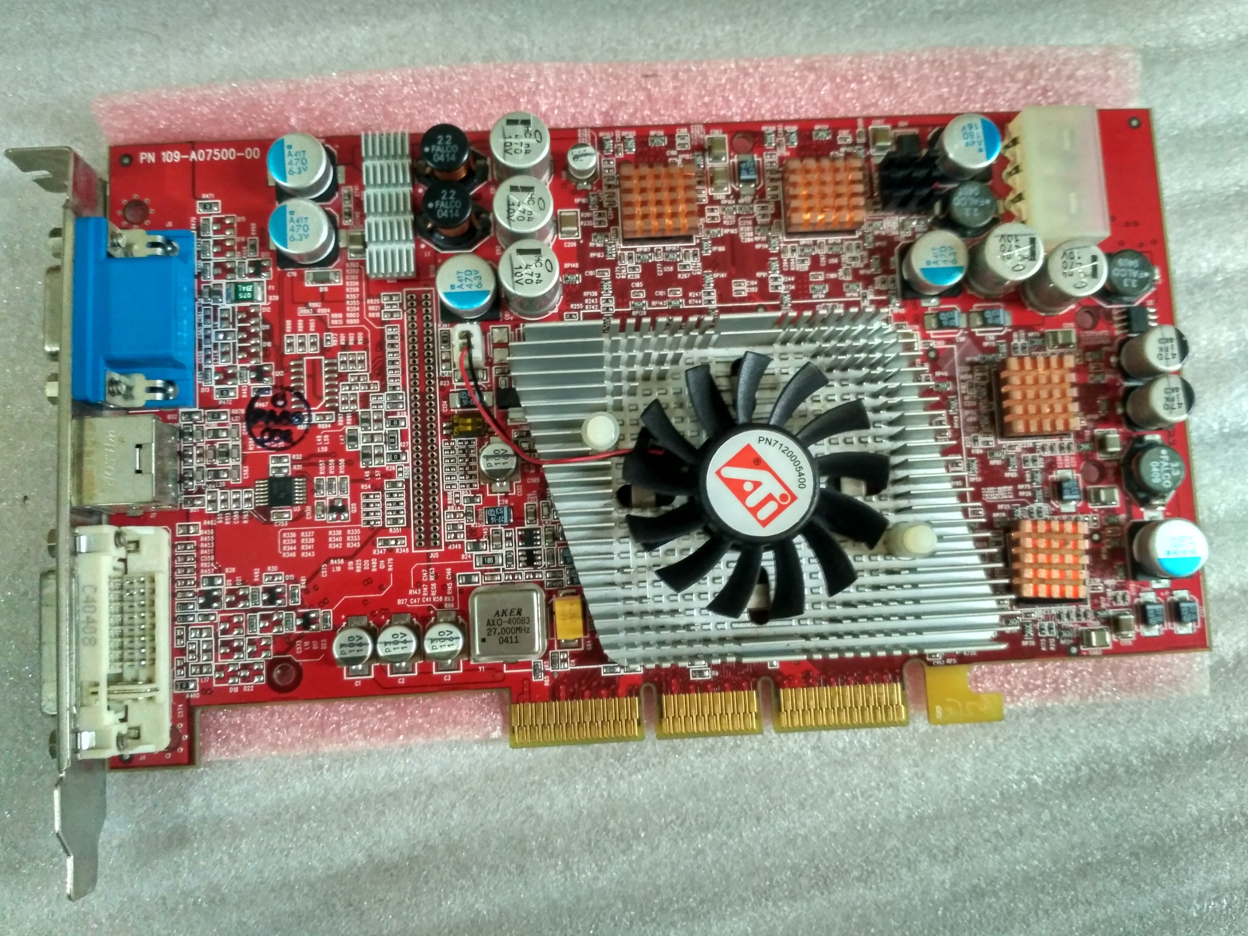 迪兰恒进 ATI 9800PRO 128M 256BIT AGP需4针供电 agp显卡